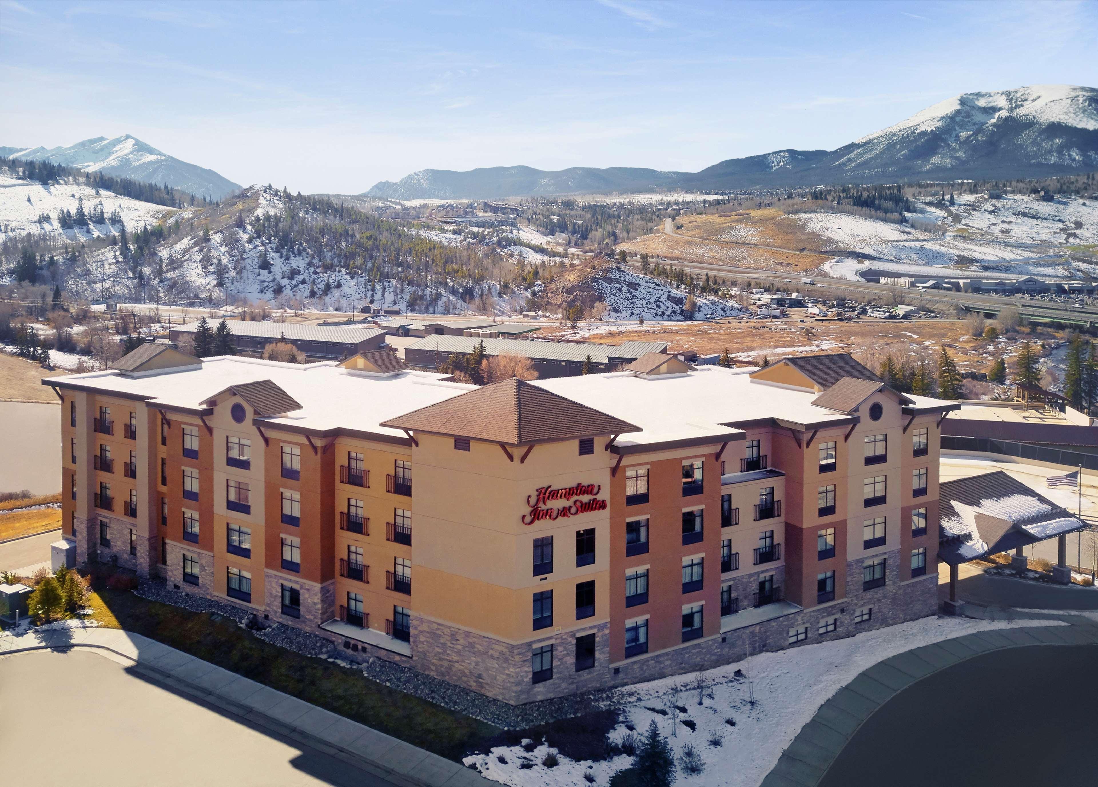 Hampton Inn & Suites Silverthorne Exterior photo